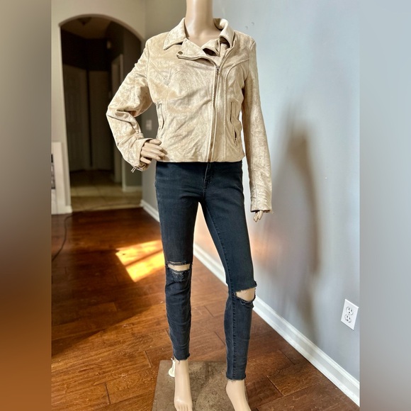 Mi Ami Nude Suede Moto Jacket - Picture 3 of 10